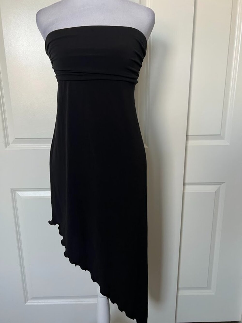 Urban Outfitters Black Strapless Asymmetrical Midi Dress Size Small